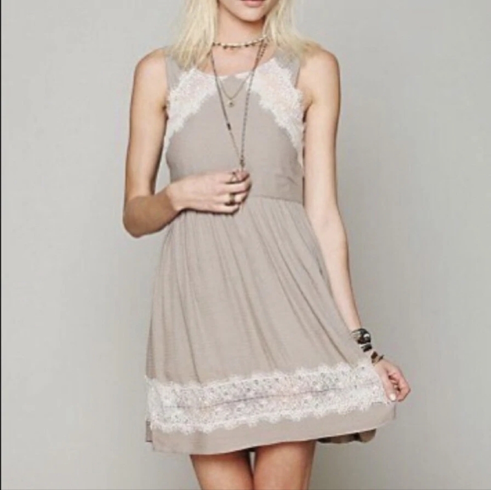 Free People Elegant Lace Trim Tan Dress NWT Size 0